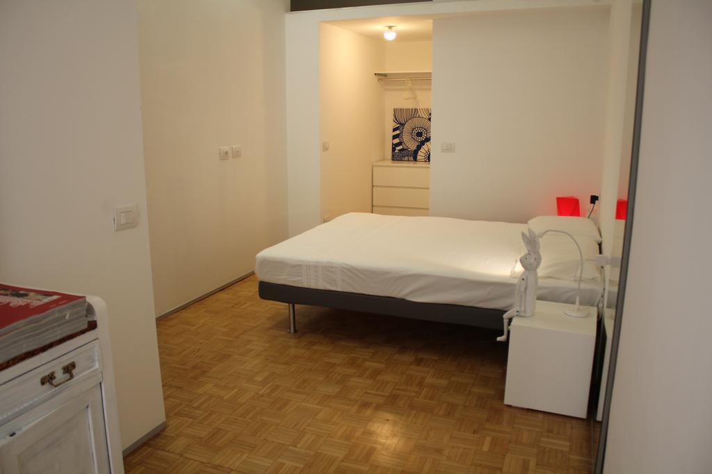 Apartment Quattro Milan Bagian luar foto