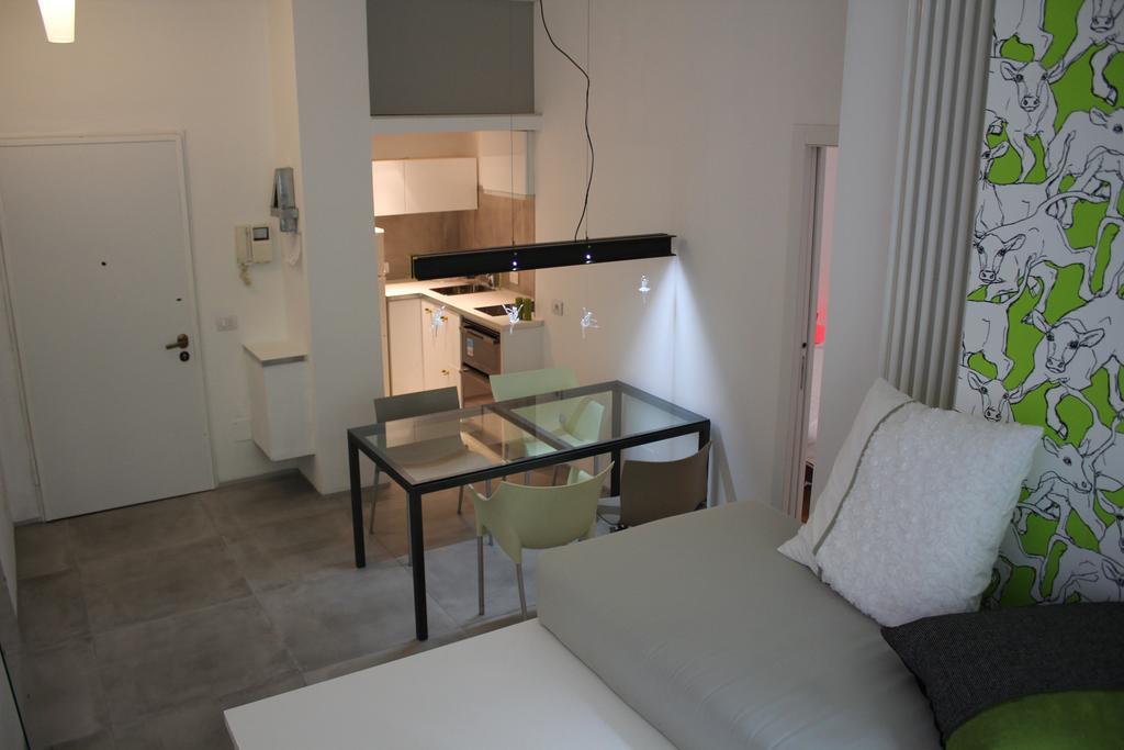 Apartment Quattro Milan Bagian luar foto
